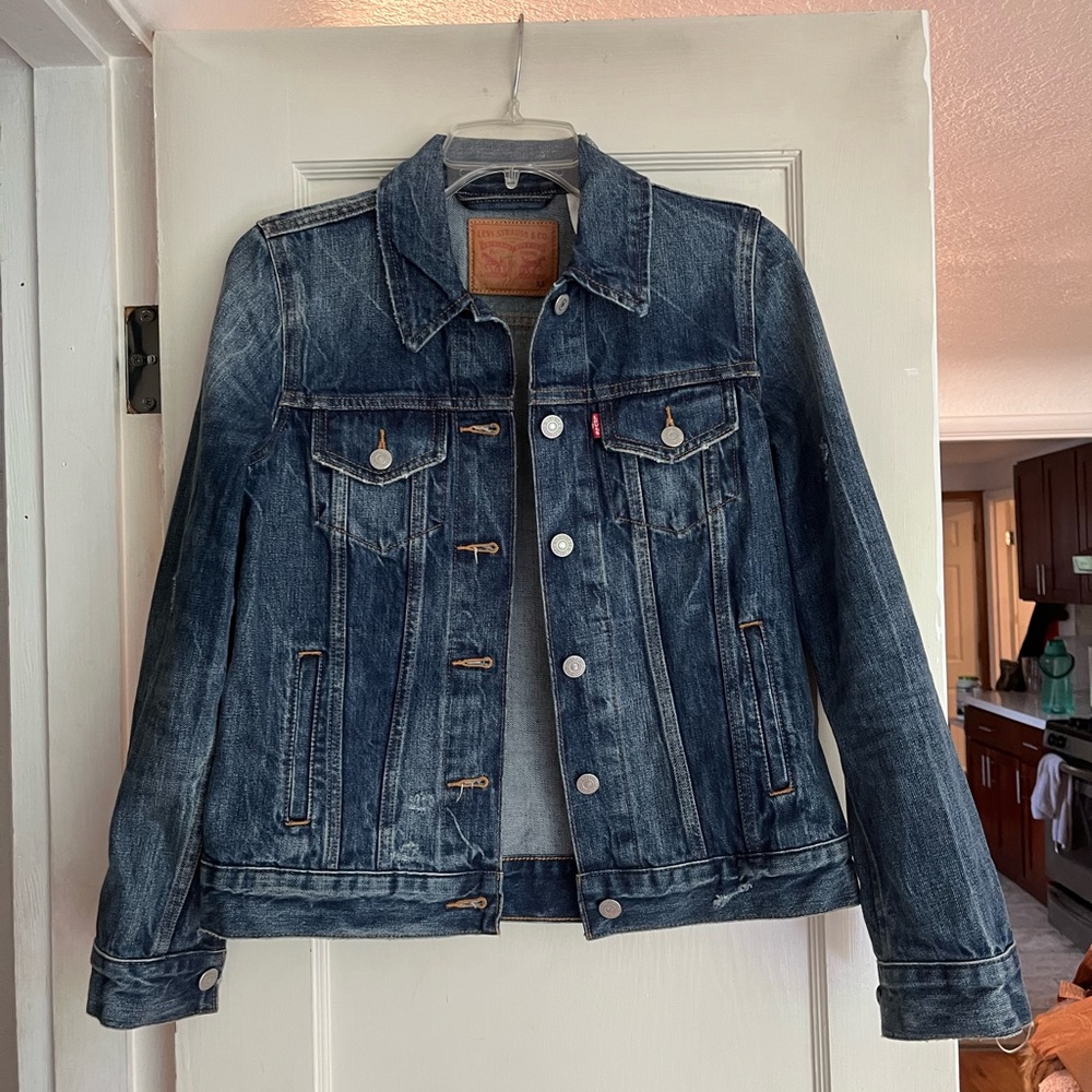 Distressed Levi’s Jean Jacket